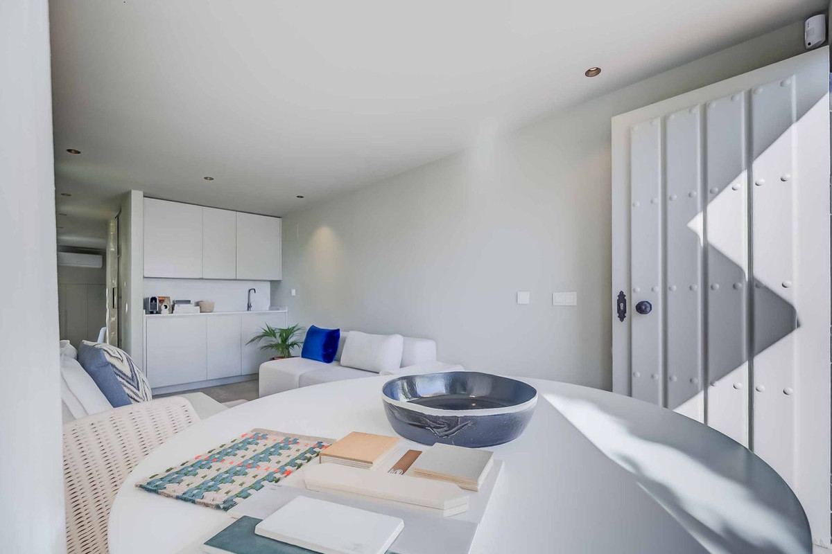 c6adc70be09f526830534d3a614d7e6b - 120