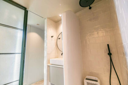 c6adc70be09f526830534d3a614d7e6b - 131