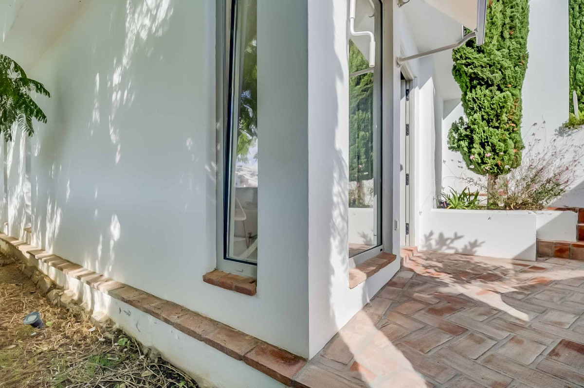 c6adc70be09f526830534d3a614d7e6b - 136