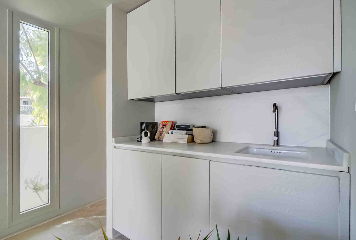 c6adc70be09f526830534d3a614d7e6b - 15