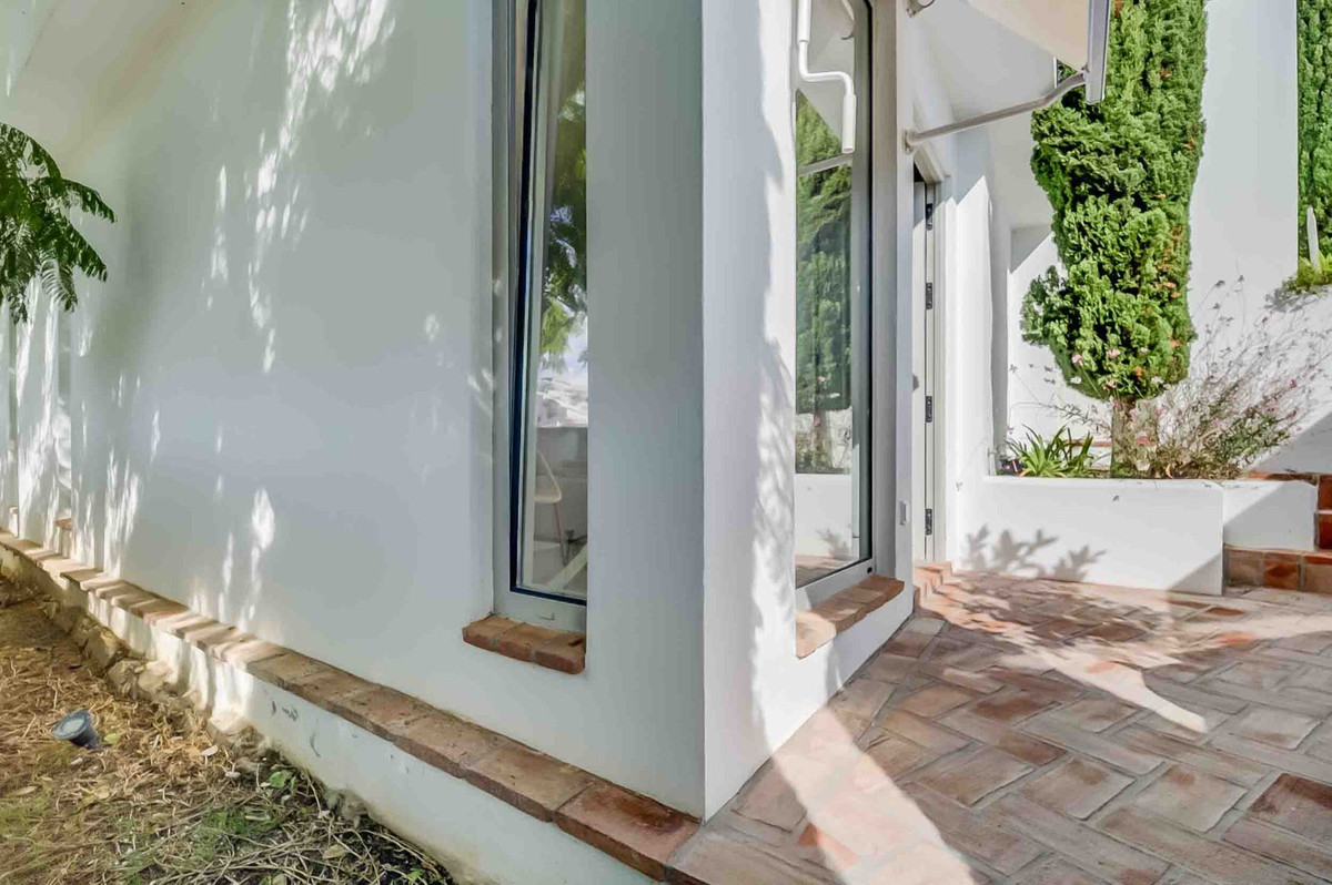 c6adc70be09f526830534d3a614d7e6b - 18