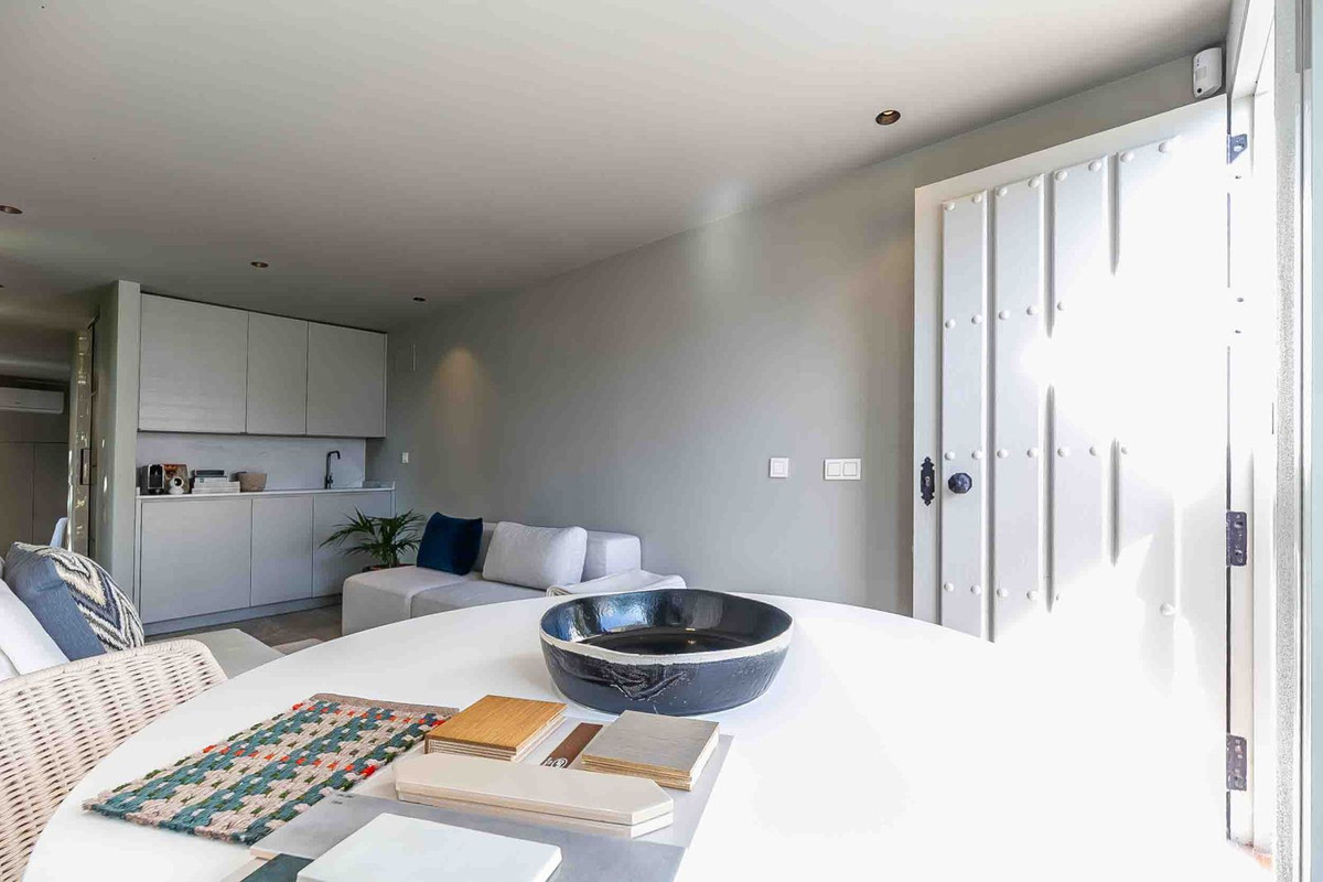 c6adc70be09f526830534d3a614d7e6b - 25