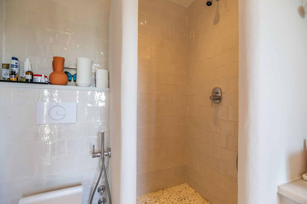 c6adc70be09f526830534d3a614d7e6b - 52