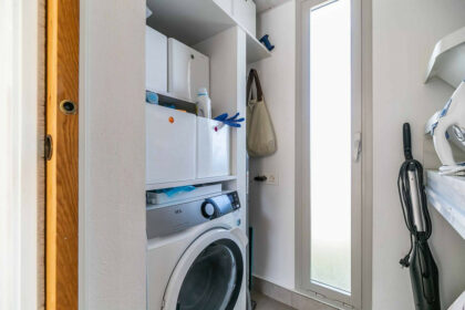 c6adc70be09f526830534d3a614d7e6b - 53