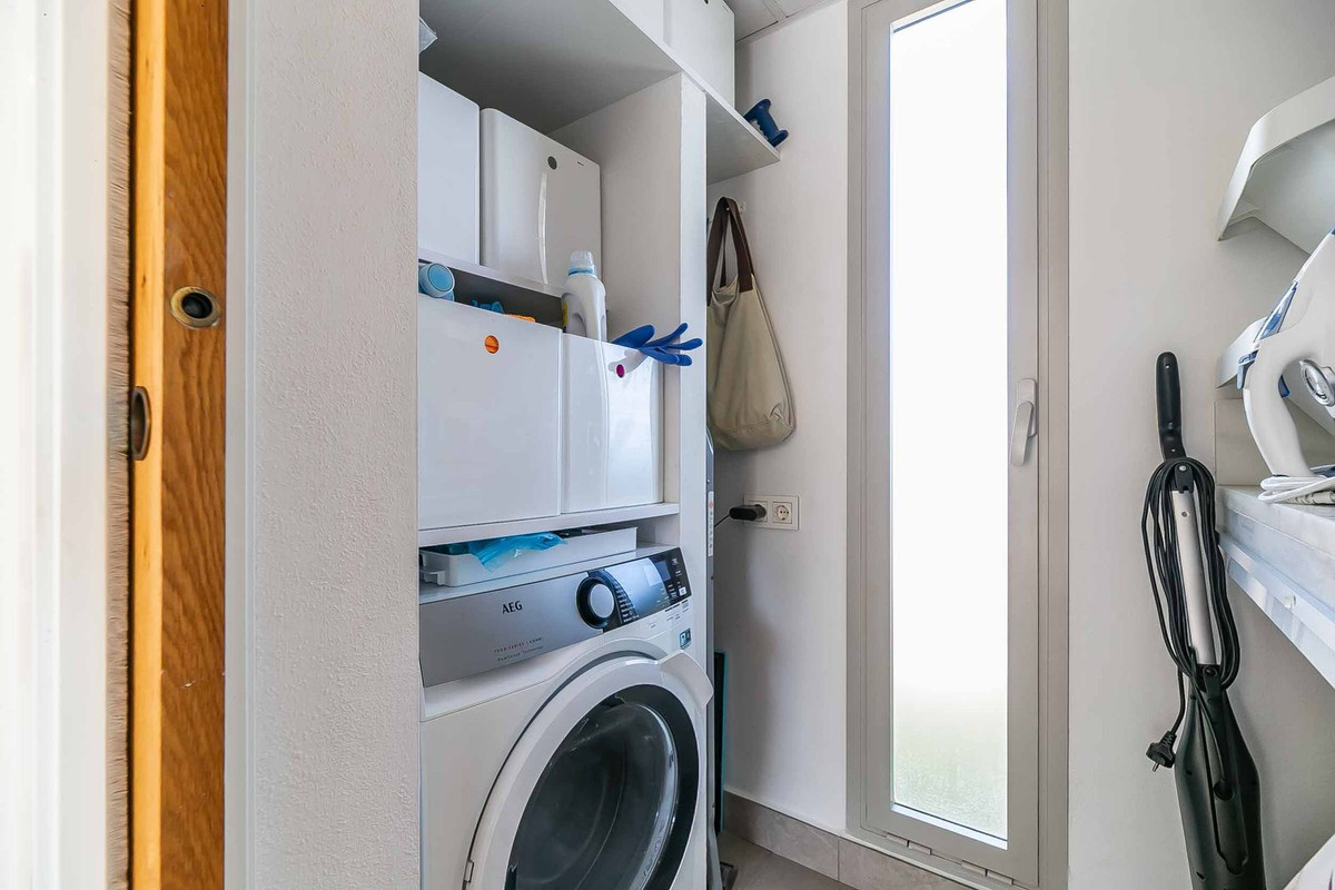 c6adc70be09f526830534d3a614d7e6b - 53