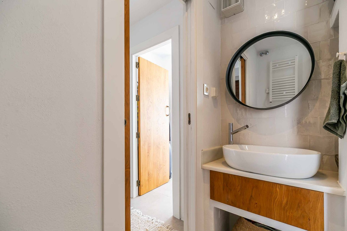 c6adc70be09f526830534d3a614d7e6b - 75