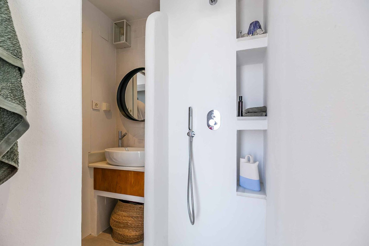 c6adc70be09f526830534d3a614d7e6b - 76