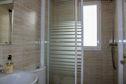 c6adfab007397d21535efcf37229ddc3 - 12