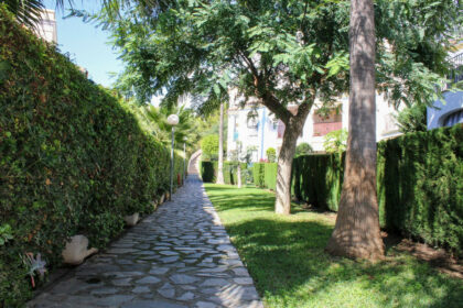 c6adfab007397d21535efcf37229ddc3 - 32