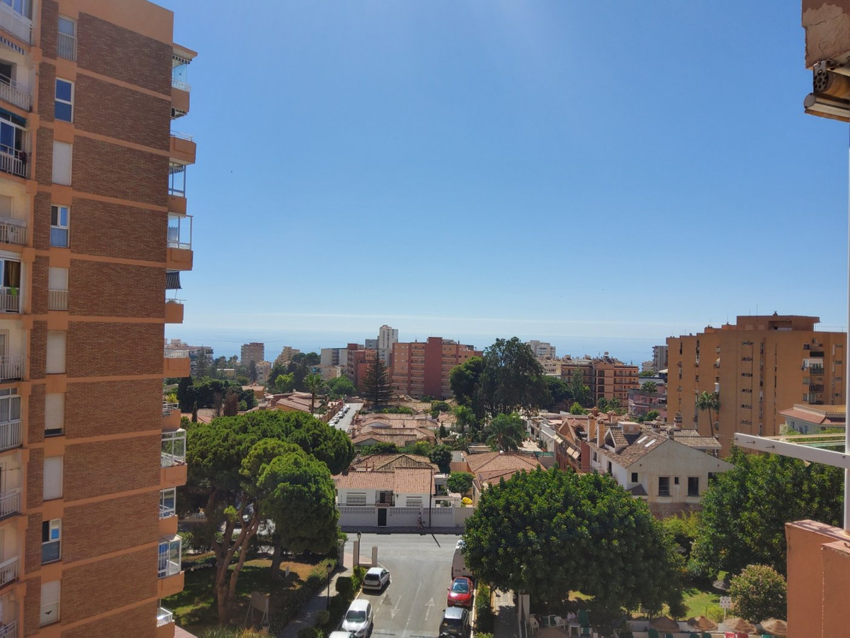 c70c6f24f4bea78ade170545bce3074d - 18