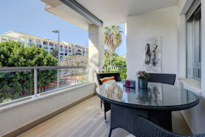 c73cee1ee7661cbc89de03dbc57998ee - 20