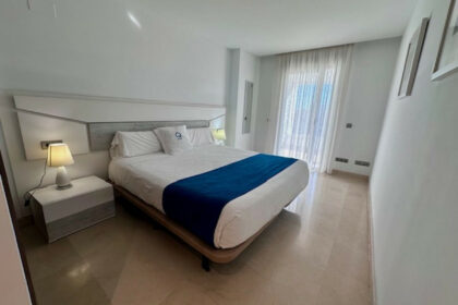 c799701ab59eca3fe091c940278c9d5d - 24