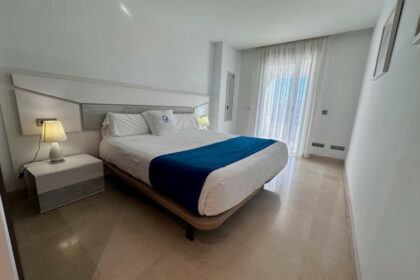 c799701ab59eca3fe091c940278c9d5d - 25