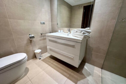 c799701ab59eca3fe091c940278c9d5d - 27