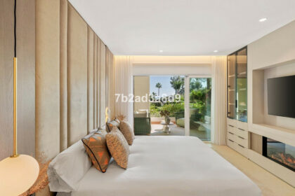 c7e706016c8bfcb86d97357a121d6ff5 - 13