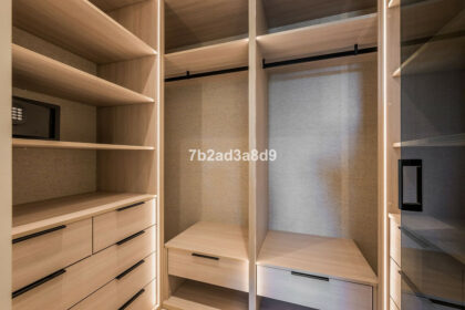 c7e706016c8bfcb86d97357a121d6ff5 - 15