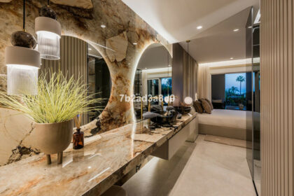 c7e706016c8bfcb86d97357a121d6ff5 - 29