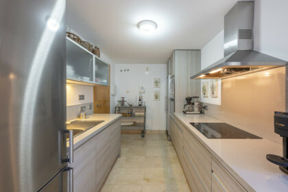 c7e8de19a5da9b0972796a9e4e8eeb0e - 14