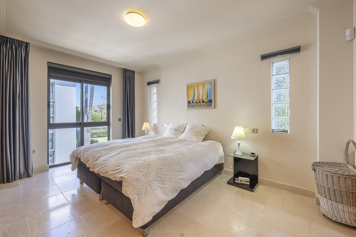 c7e8de19a5da9b0972796a9e4e8eeb0e - 16