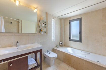 c7e8de19a5da9b0972796a9e4e8eeb0e - 19