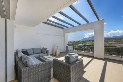 c7e8de19a5da9b0972796a9e4e8eeb0e - 28