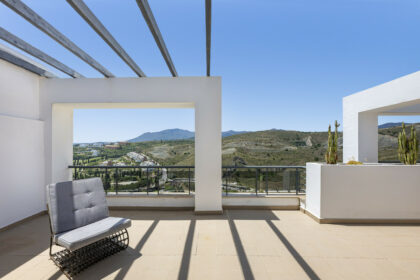 c7e8de19a5da9b0972796a9e4e8eeb0e - 33