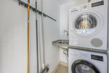 c7e8de19a5da9b0972796a9e4e8eeb0e - 34