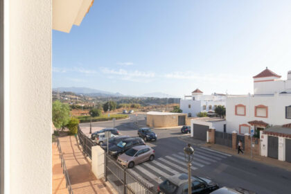 c83c646da4372ad5b1632a9c286f6621 - 28