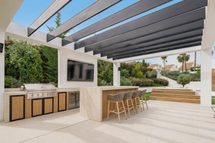 c8600efd1ad60e2ce853881697c85f24 - 22