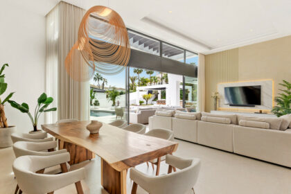 c8600efd1ad60e2ce853881697c85f24 - 4