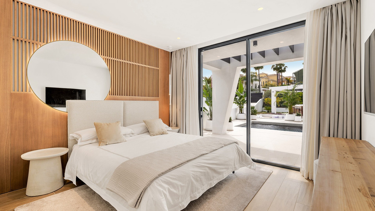 c8600efd1ad60e2ce853881697c85f24 - 9