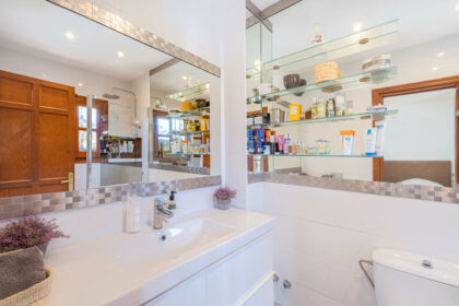 c8736a99dba4faa4087278d7589a0154 - 23