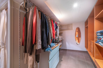 c8736a99dba4faa4087278d7589a0154 - 24