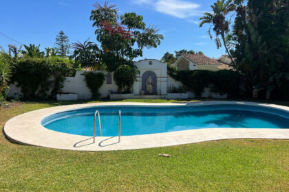 c8cc9dac430f85797c0ea921a06efee6 - 10