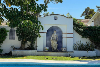 c8cc9dac430f85797c0ea921a06efee6 - 12