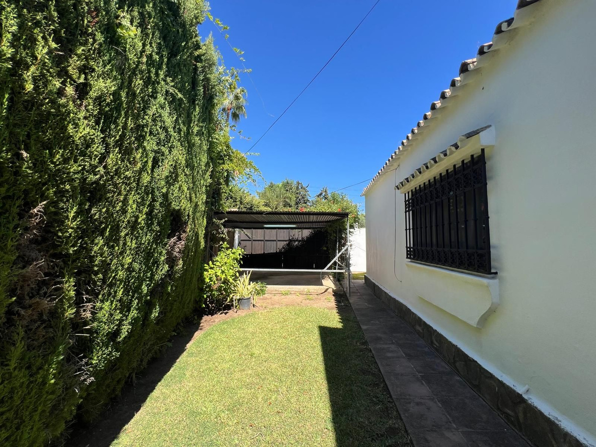 c8cc9dac430f85797c0ea921a06efee6 - 2