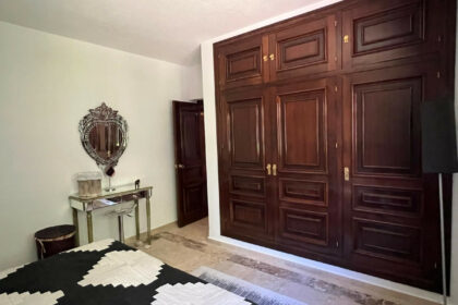 c8cc9dac430f85797c0ea921a06efee6 - 23