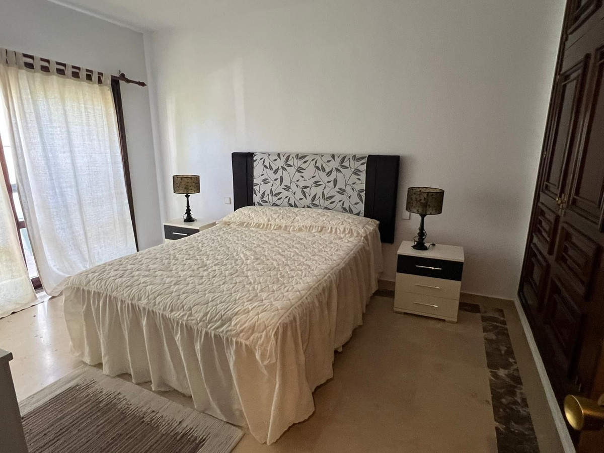 c8cc9dac430f85797c0ea921a06efee6 - 27