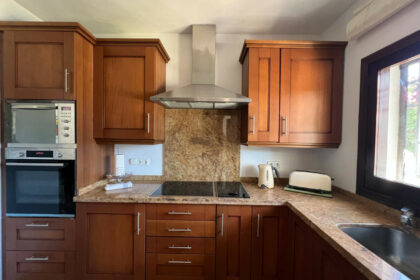 c8cc9dac430f85797c0ea921a06efee6 - 37