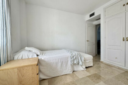 c92d2bd4bc23bad4033ff9dca090b69a - 12