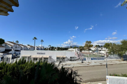 c92d2bd4bc23bad4033ff9dca090b69a - 17