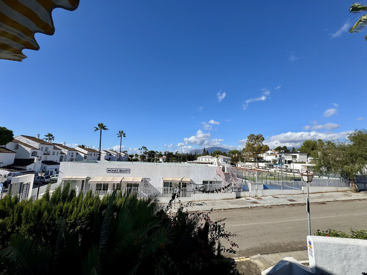 c92d2bd4bc23bad4033ff9dca090b69a - 17