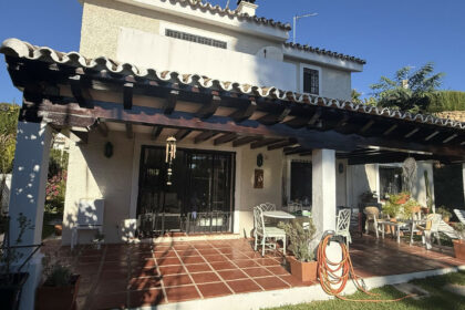 c92fce87d7dd8d49f82d9bc97d51358d - 12