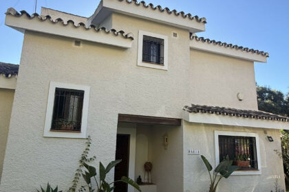 c92fce87d7dd8d49f82d9bc97d51358d - 19