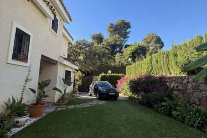 c92fce87d7dd8d49f82d9bc97d51358d - 22