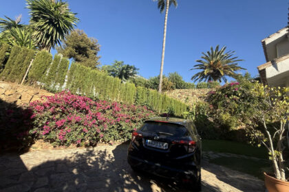 c92fce87d7dd8d49f82d9bc97d51358d - 24