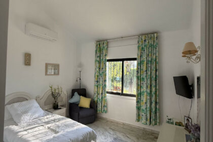 c92fce87d7dd8d49f82d9bc97d51358d - 44