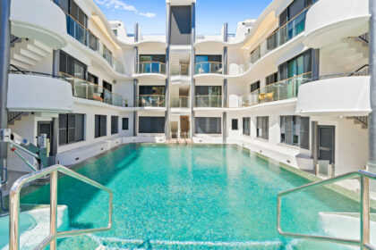 c931e20dea2a931efb0178d21830d2b1 - 1