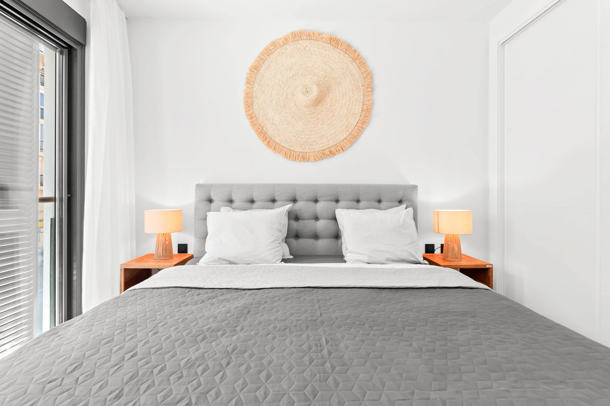 c931e20dea2a931efb0178d21830d2b1 - 12