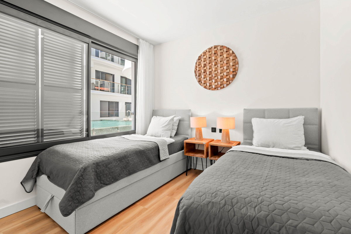 c931e20dea2a931efb0178d21830d2b1 - 15